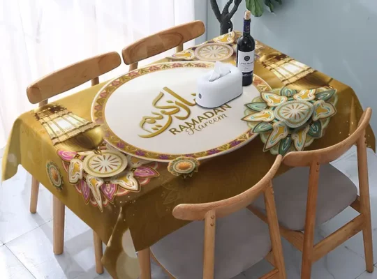 مفرش طاولة مقاوم للماء للاحتفال بعيد