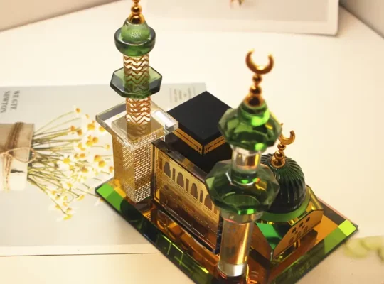نموذج الكعبة الكريستالي الكلاسيكي