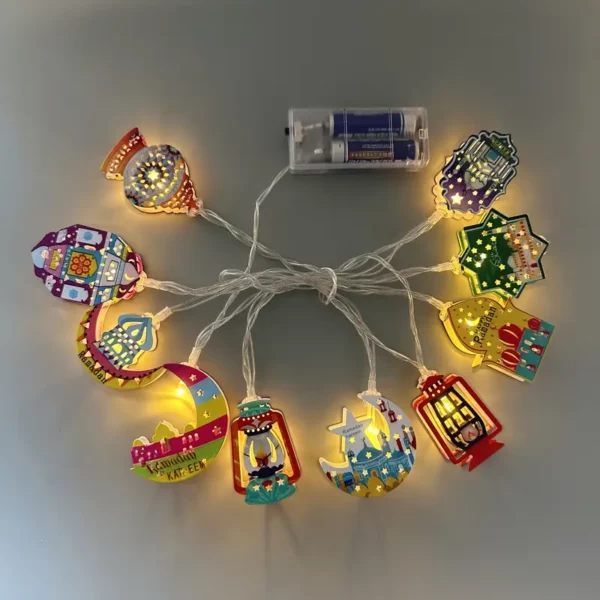 ⁦أضواء سلسلة رمضان المعدنية⁩ - الصورة ⁦2⁩