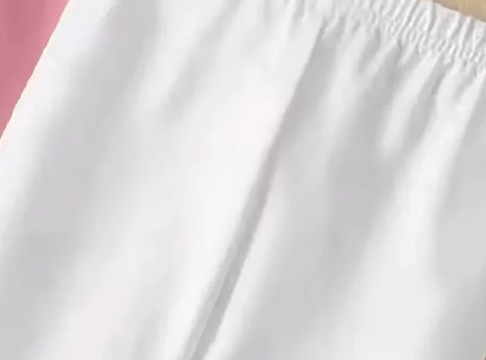 بنطلونات نسائية بلون سادة من ثلاث قطع