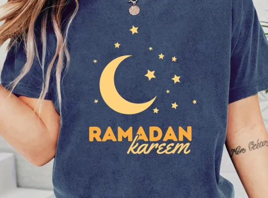 تيشيرت نسائي مستوحى من رمضان
