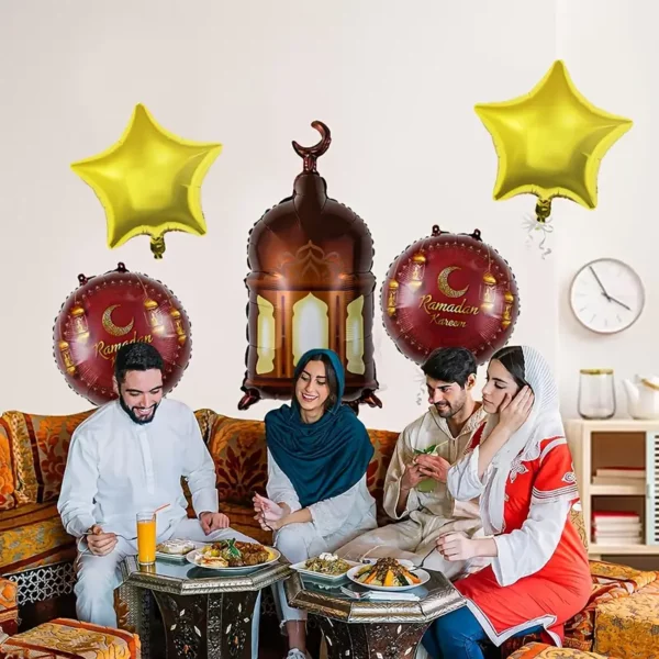 ⁦خمسة بالونات من الألومنيوم على شكل القمر⁩ - الصورة ⁦2⁩