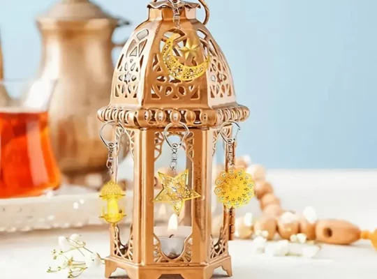 5 زينة أكريليك لعيد