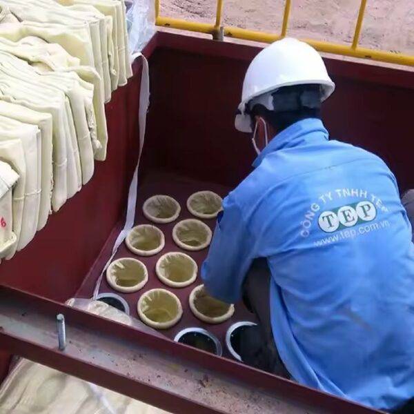⁦كيس فلتر بوليستر PPS سائل مخصص بسعر المصنع لجامع الغبار بحالة جديدة مع ضمان لمدة 6 أشهر⁩ - الصورة ⁦2⁩