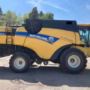 حصادة CR8.90 مستعملة من New Holland بسعر رخيص بالجملة بأفضل تصنيع