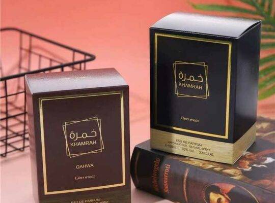 عطر رجالي من Latafa ، عطر خشبي طويل الأمد