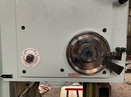 آلة الحفر CNC العمودية الصغيرة ZK5150 ذات التغذية الآلية للحفر والنقر 50 مم