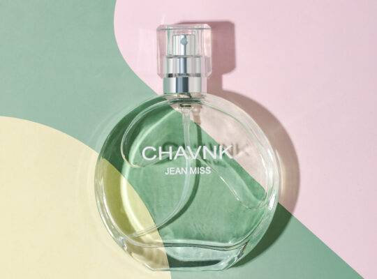عطر نسائي للعلامة التجارية الأصلية