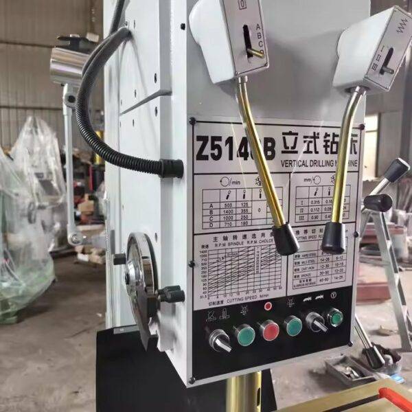 ⁦آلة الحفر CNC العمودية الصغيرة ZK5150 ذات التغذية الآلية للحفر والنقر 50 مم⁩ - الصورة ⁦3⁩