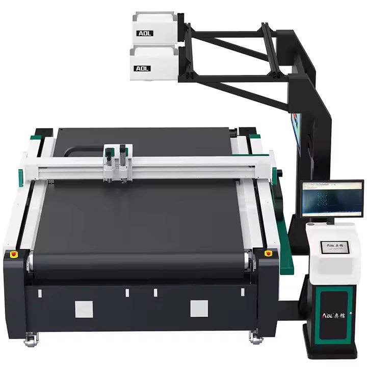 آلة إنتاج كشط الجلد باستخدام الحاسب الآلي آلة حذاء لقطع شرائح الجلد