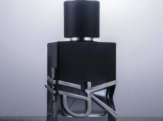 عطر مزيل رائحة العرق بخاخ معطر للجسم