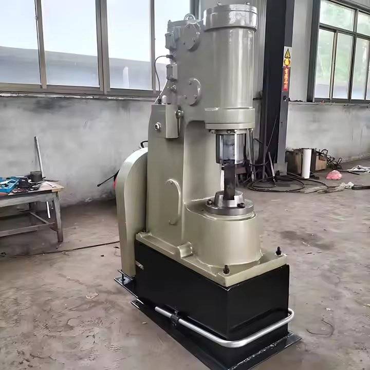 آلة تشكيل المعادن بالضغط الهوائي C41 بقدرة 25 كجم و40 كجم و65 كجم و75 كجم