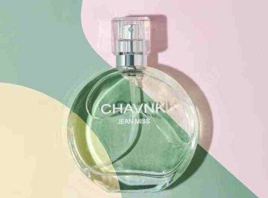 عطر نسائي أصلي عطر طبيعي يدوم طويلاً