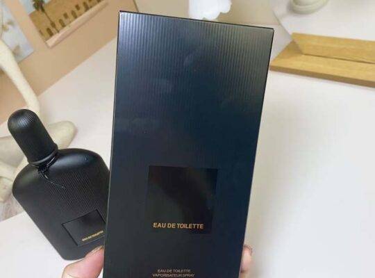 عطر رجالي توم عطر رجالي أصلي يدوم طويلاً