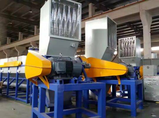 آلة تكسير الزجاجات البلاستيكية الصناعية SWP-1200، آلة تكسير إعادة تدوير الأنابيب