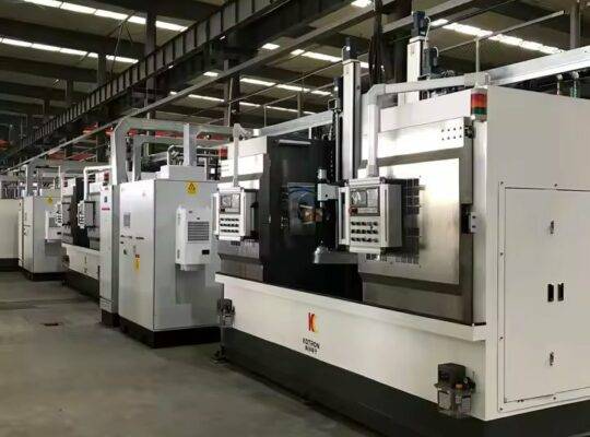 أدوات آلة التبريد بالحث CNC العمودية مع نظام التحكم الرقمي الكامل للمعالجة الحرارية بالحث للأعمدة والتروس