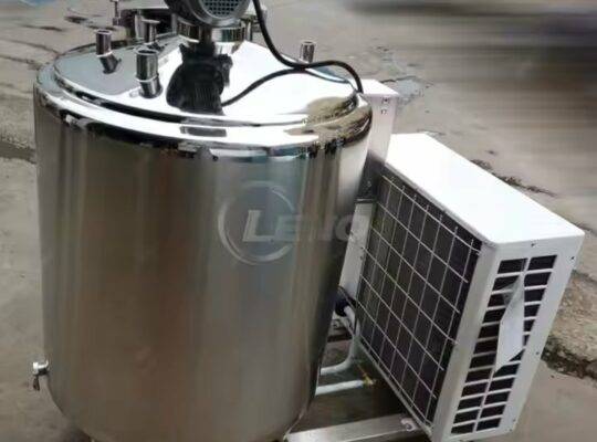 خط إنتاج كامل للألبان على نطاق صغير، مصنع معالجة الحليب المعقم، آلة زبادي احترافية