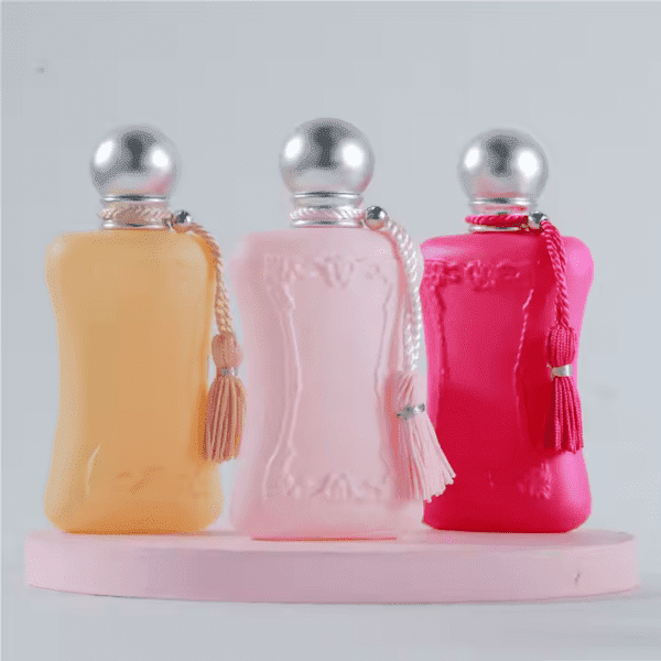 ⁦عطر نسائي كلاسيكي⁩ - الصورة ⁦2⁩