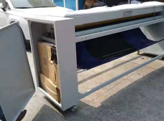 آلة قياس الجلود CNC YT-208-1800MM مع المسح الرقمي بالأشعة تحت الحمراء لإنتاج الجلود للأحذية/الحقائب