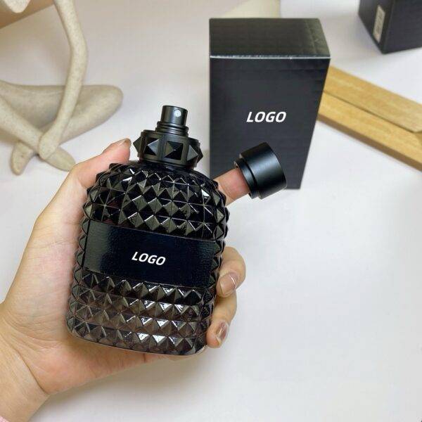 ⁦عطر من العلامة التجارية الشهيرة⁩ - الصورة ⁦5⁩