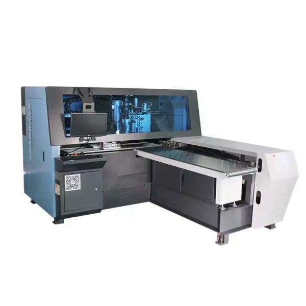 ماكينة حفر وتثقيب أوتوماتيكية من 6 جوانب من Hicas Woodworking CNC