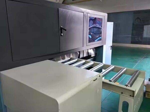 ⁦ماكينة حفر وتثقيب أوتوماتيكية من 6 جوانب من Hicas Woodworking CNC⁩ - الصورة ⁦3⁩
