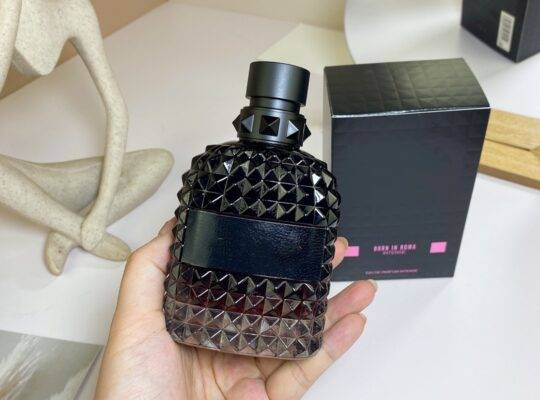للبيع بالجملة عطر خشبي طويل الأمد