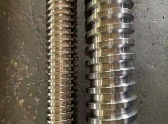 برغي رصاصي مستطيل في كلا الاتجاهين قضيب خيط مستطيل للصناعة الأوتوماتيكية