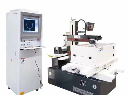 Ruite DK7720 معالجة قوالب الأجزاء المعدنية عالية الدقة CNC آلة قطع الأسلاك عالية السرعة EDM