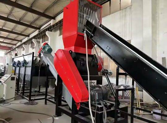 آلة تكسير الزجاجات البلاستيكية الصناعية SWP-1200، آلة تكسير إعادة تدوير الأنابيب
