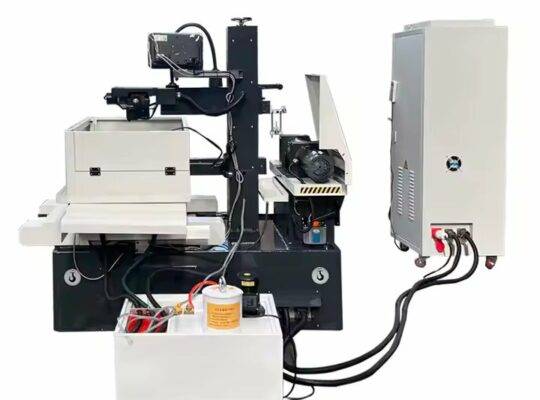 Ruite DK7720 معالجة قوالب الأجزاء المعدنية عالية الدقة CNC آلة قطع الأسلاك عالية السرعة EDM