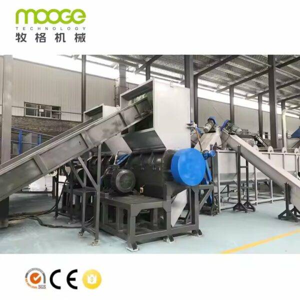 ⁦ماكينة سحق البلاستيك من ماركة MOOGE لإعادة تدوير النفايات البلاستيكية HDPE PET PE PP زجاجات بلاستيكية⁩ - الصورة ⁦4⁩