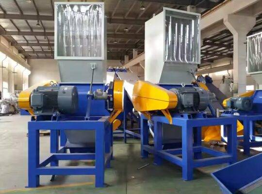 آلة تكسير الزجاجات البلاستيكية الصناعية SWP-1200، آلة تكسير إعادة تدوير الأنابيب