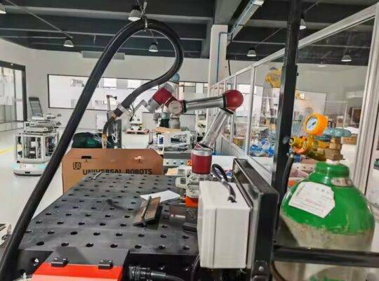 روبوت تعاوني Jaka A5 6 Axis Cobot Arm ماركة صينية JAKA cobot لتجميع روبوتات الالتقاط والوضع