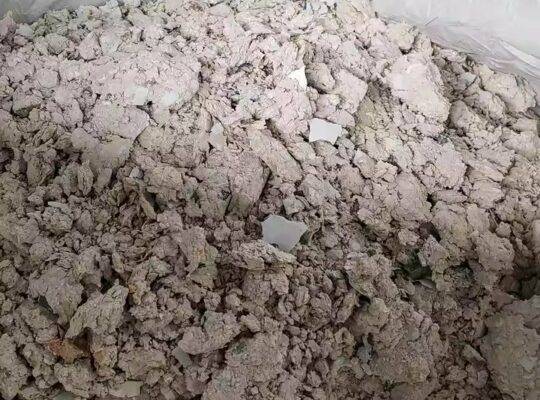 ضاغط نفايات رغوة البولي يوريثين PUR لضغط قمامة رغوة البولي يوريثين في كتلة
