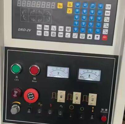 آلة الحفر DD703 EDM لحفر الثقوب الصغيرة