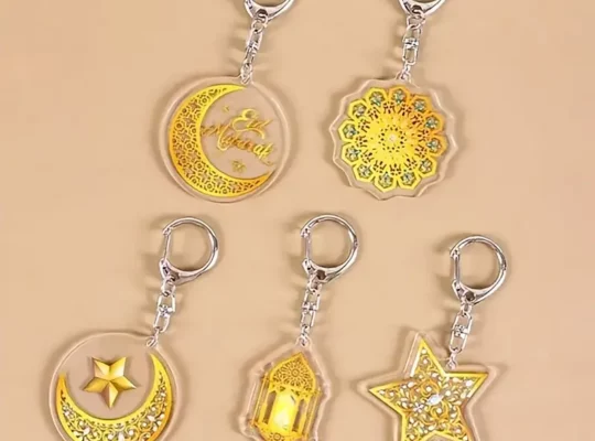 5 زينة أكريليك لعيد