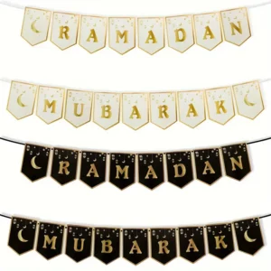 لافتة رمضان مبارك واحدة مع هلال ونجوم