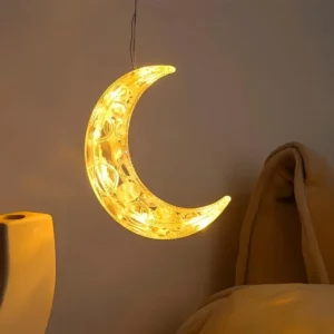 مصباح ضوء دافئ على شكل قمر ونجوم