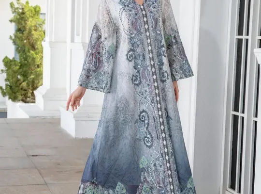 عباءات طويلةجديدةللنساء