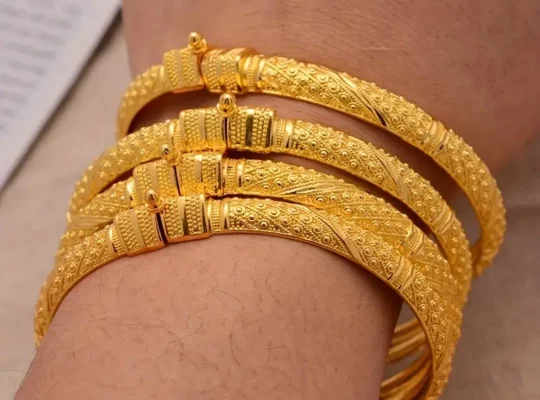 سوار ذهبي مطلي بالذهب قابل للتعديل من النحاس القبلي