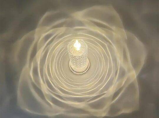 مصباح شمعة إلكتروني LED