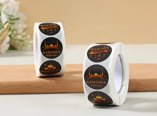 500 قطعة من ملصقات رمضان كريم