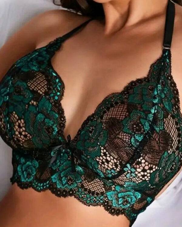 طقم ملابس داخلية