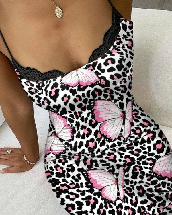⁦فستان دانتيل بقصّة Slim Fit⁩ - الصورة ⁦2⁩