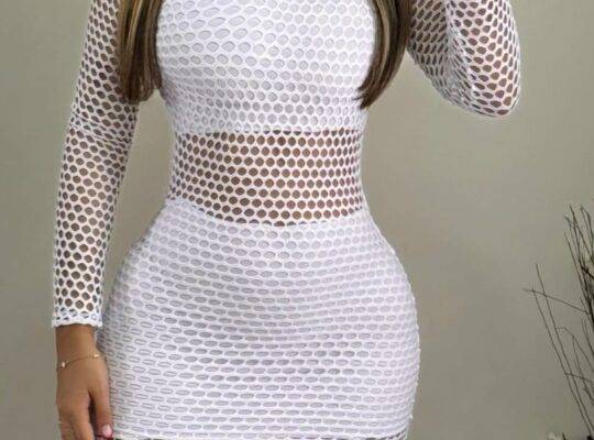 فستان ضيق بتصميم شبكي