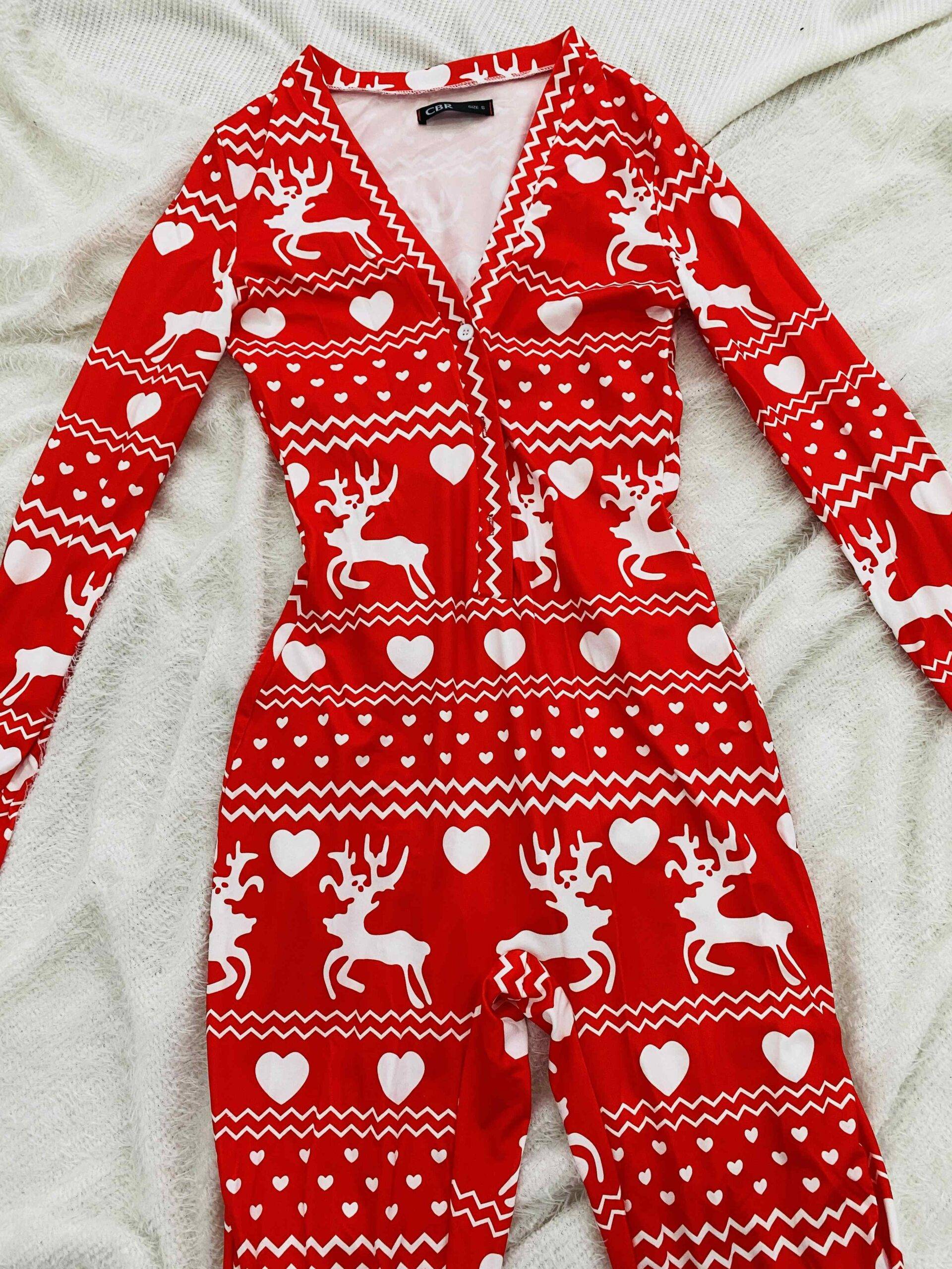 بدلة عيد الميلاد ذات الرقبة