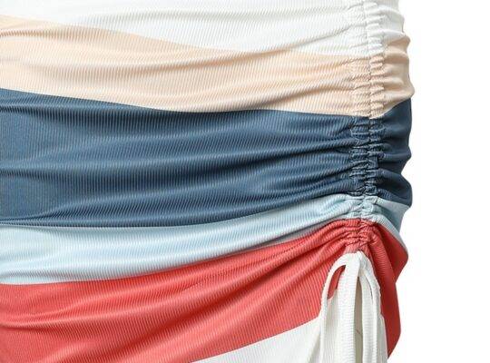 فستان مخطط بطبعات