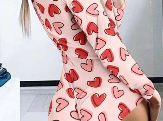 بيجامات جديدة بأكمام طويلة