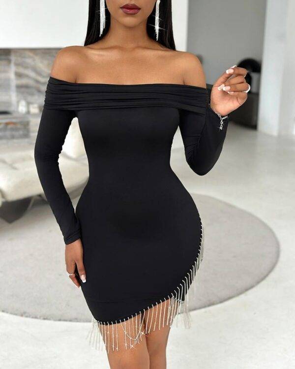 ⁦فستان ضيق بأكمام طويلة⁩ - الصورة ⁦4⁩